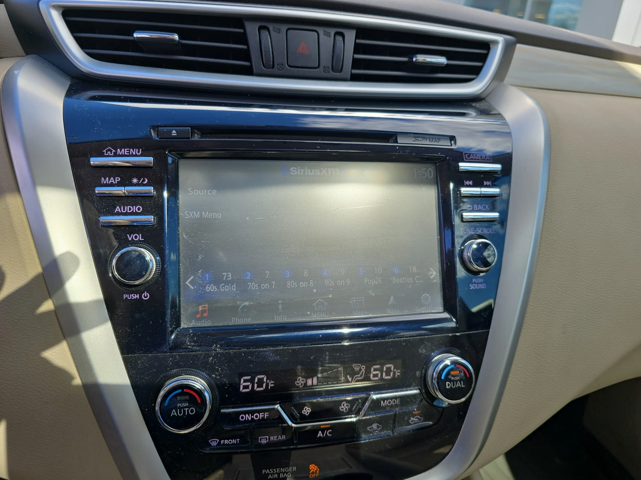 Used 2017 White Nissan SL image 6