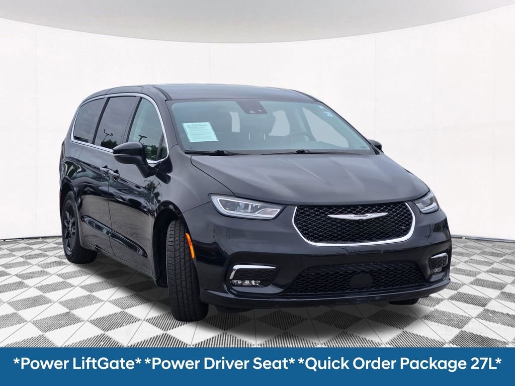 2023 Chrysler Pacifica Touring L - Photo 7