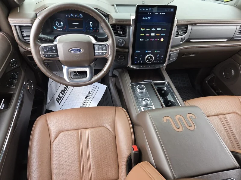 Used 2024 Black Metallic FORD KING RANCH image 11