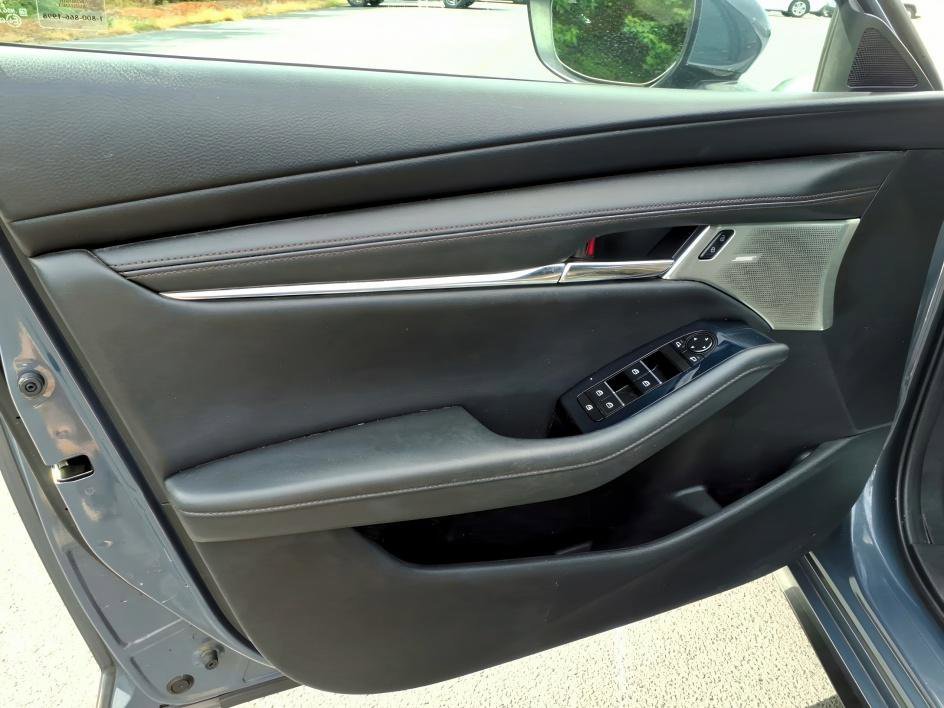 Used 2021 Polymetal Gray Metallic Mazda Premium image 15