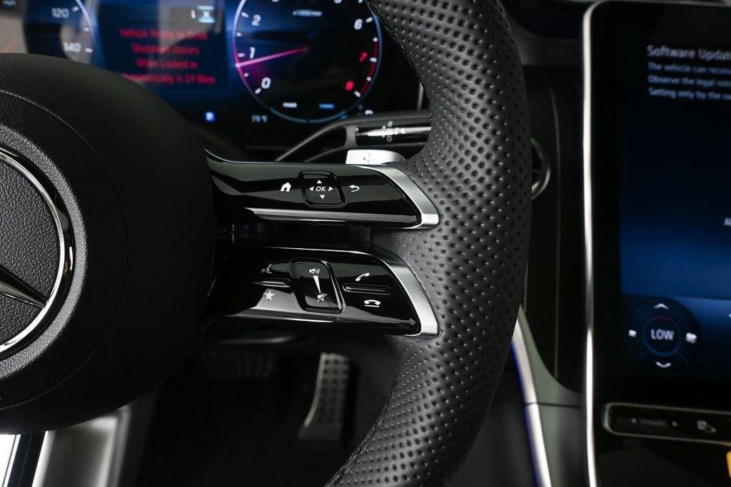 New 2027 Polar White Mercedes-Benz GLC 300 image 11