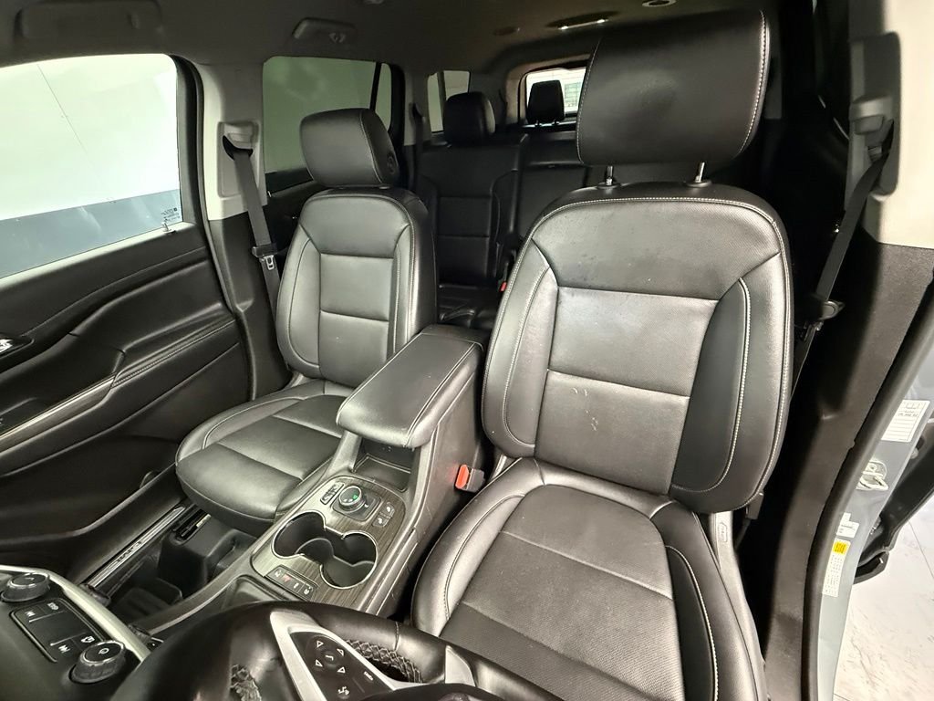 Used 2023 Silver GMC SLT image 61