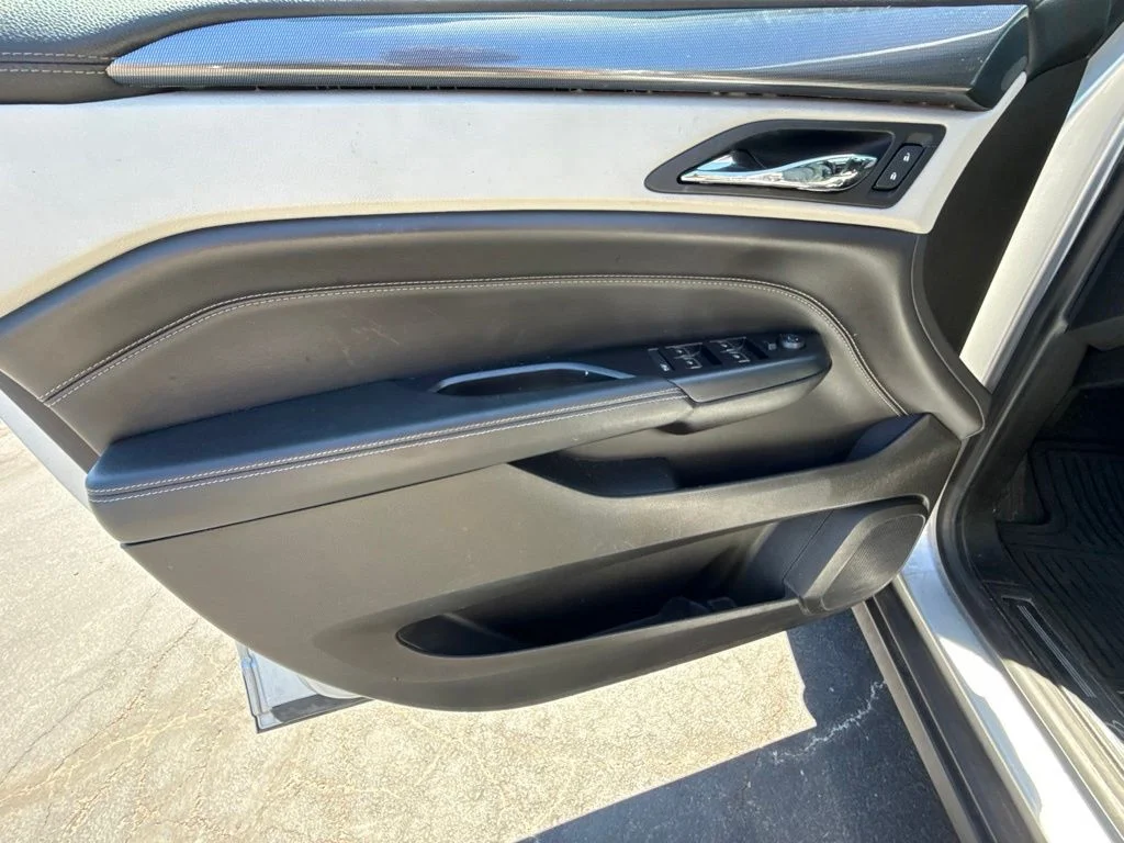 Used 2014 Silver Cadillac Base image 10