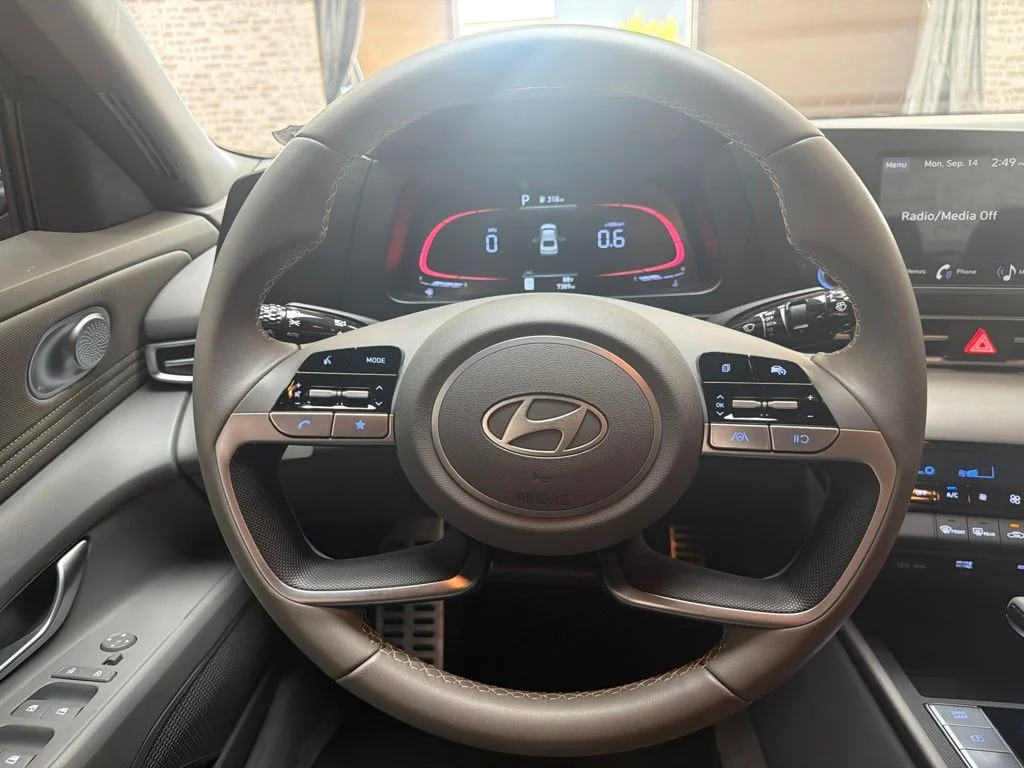 Used 2026 Amazon Gray Hyundai SEL Sport image 18