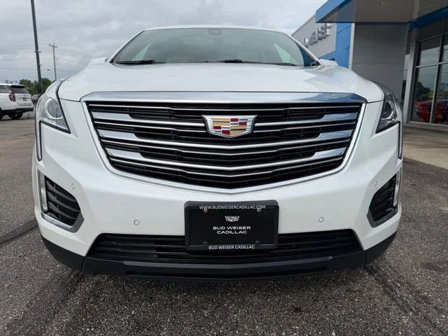 Used 2017 Cadillac XT5 Luxury with VIN 1GYKNBRS2HZ263814 for sale in Beloit, WI