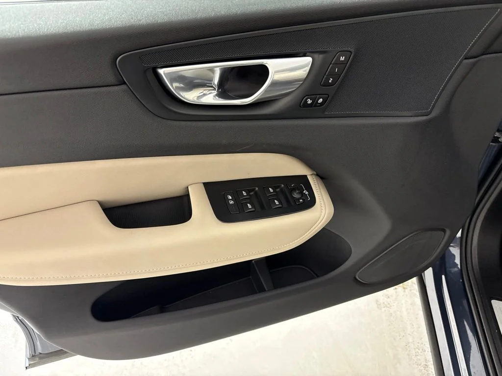 New 2026 Denim Blue Metallic Volvo Plus image 22