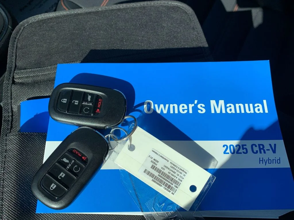 Used 2025 White Honda Sport Touring image 9