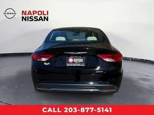 Used 2015 Black Chrysler Limited image 4