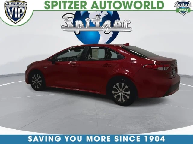 Used 2021 Red Toyota LE image 12