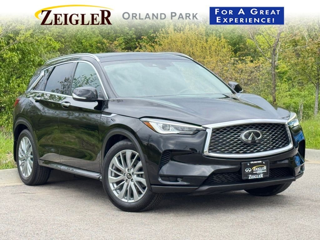 2023 INFINITI QX50 Luxe AWD's photo