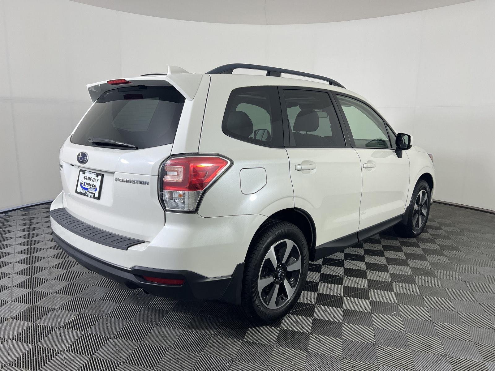 Used 2018 Crystal White Pearl Subaru Premium image 3