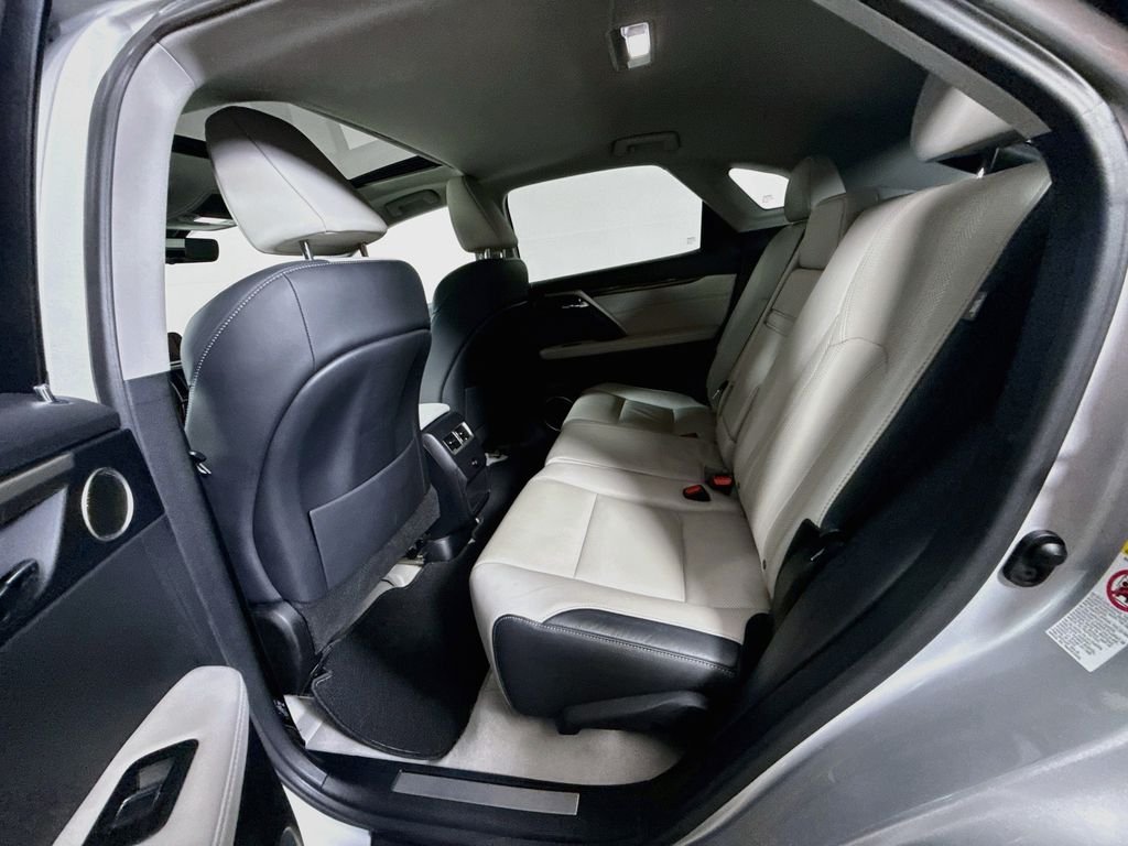 Used 2017 Silver Lining Metallic Lexus Base image 23