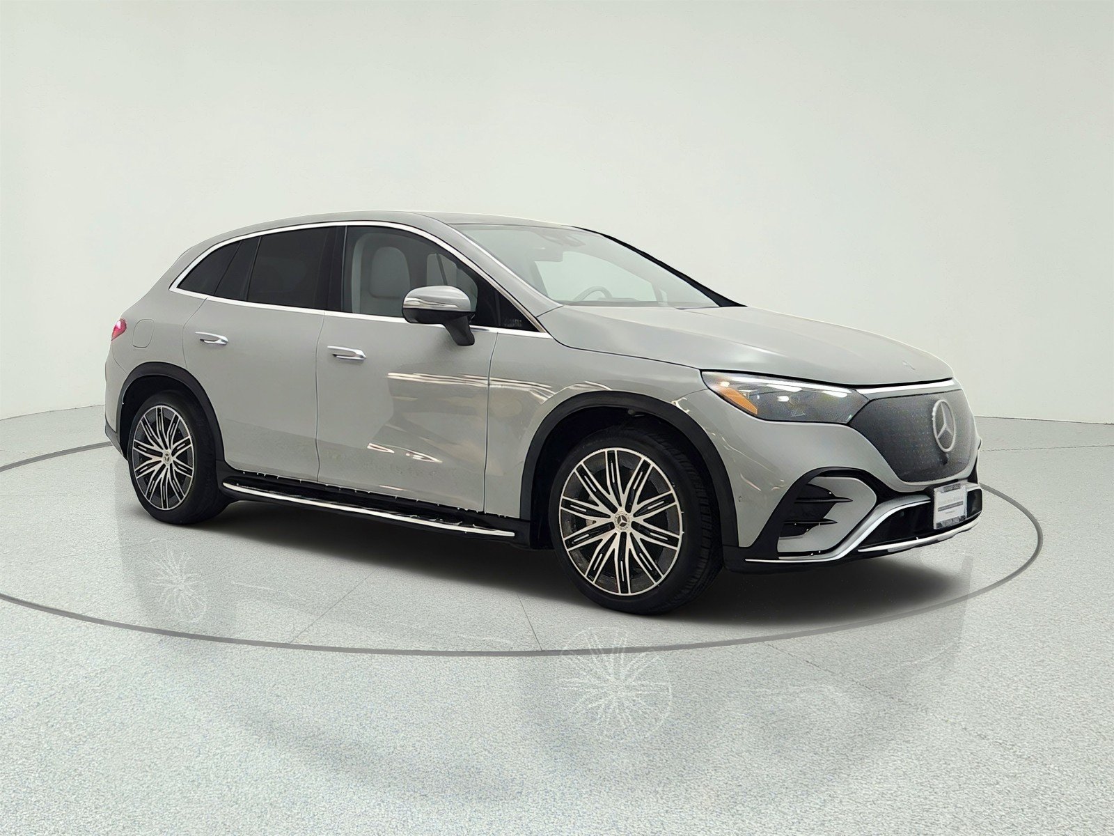 Used 2023 MANUFAKTUR Alpine Grey Mercedes-Benz EQE 350 4MATIC® SUV image 3