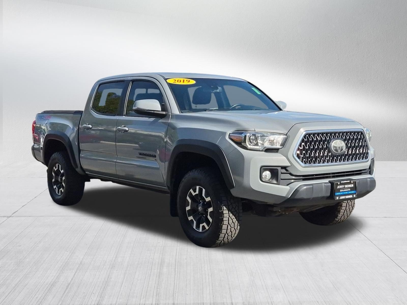 Used 2019 Cement Toyota TRD Off Road image 7
