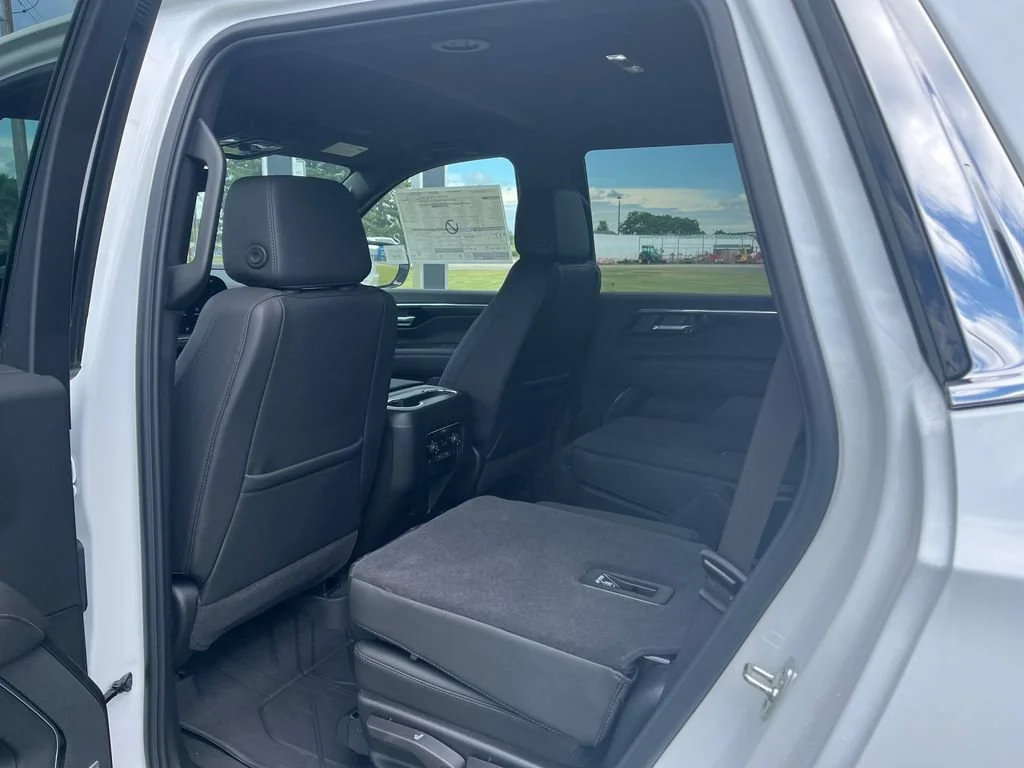 2026 Chevrolet Tahoe LT - Photo 15
