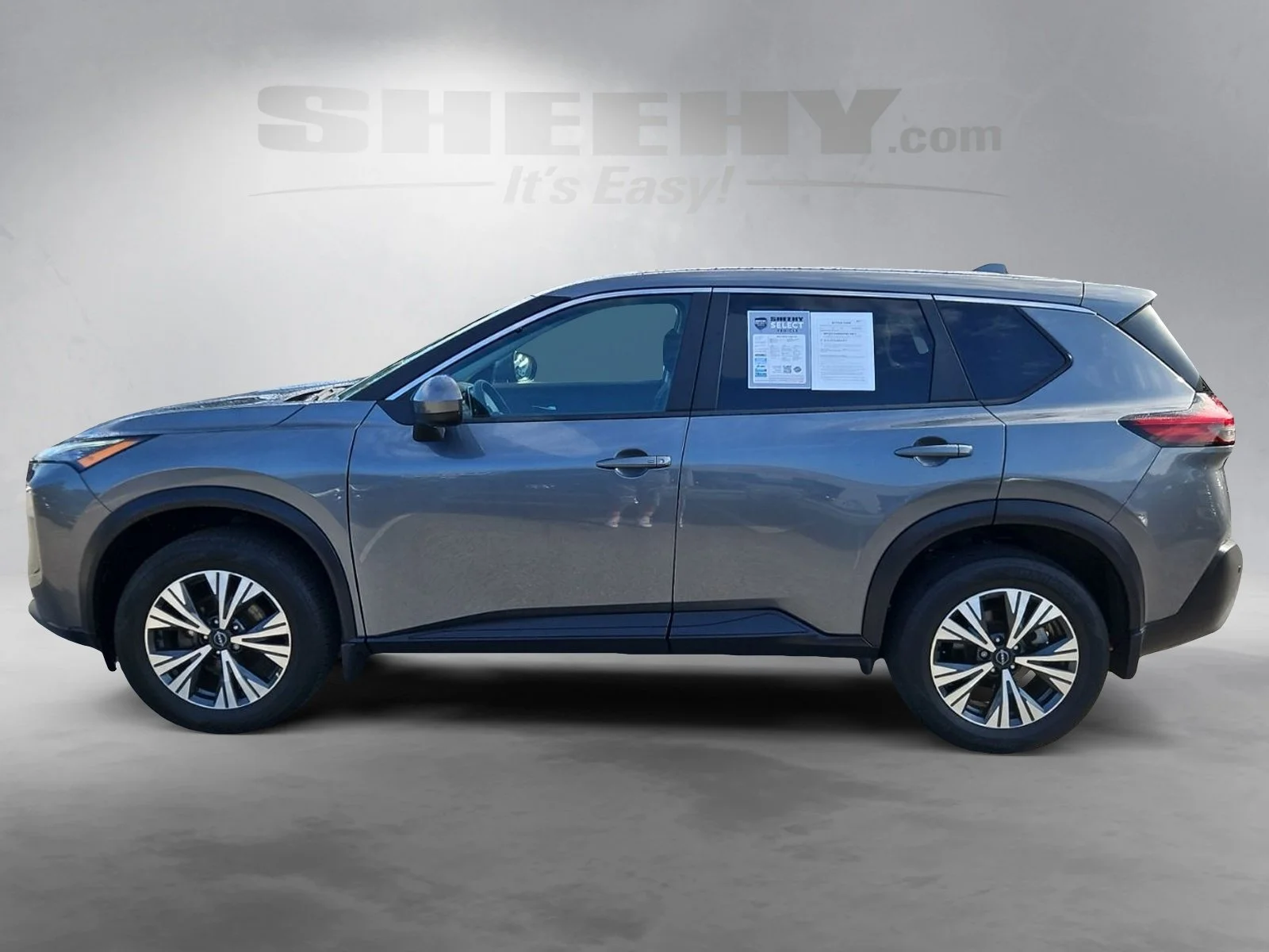 Used 2023 Gray Nissan SV image 16