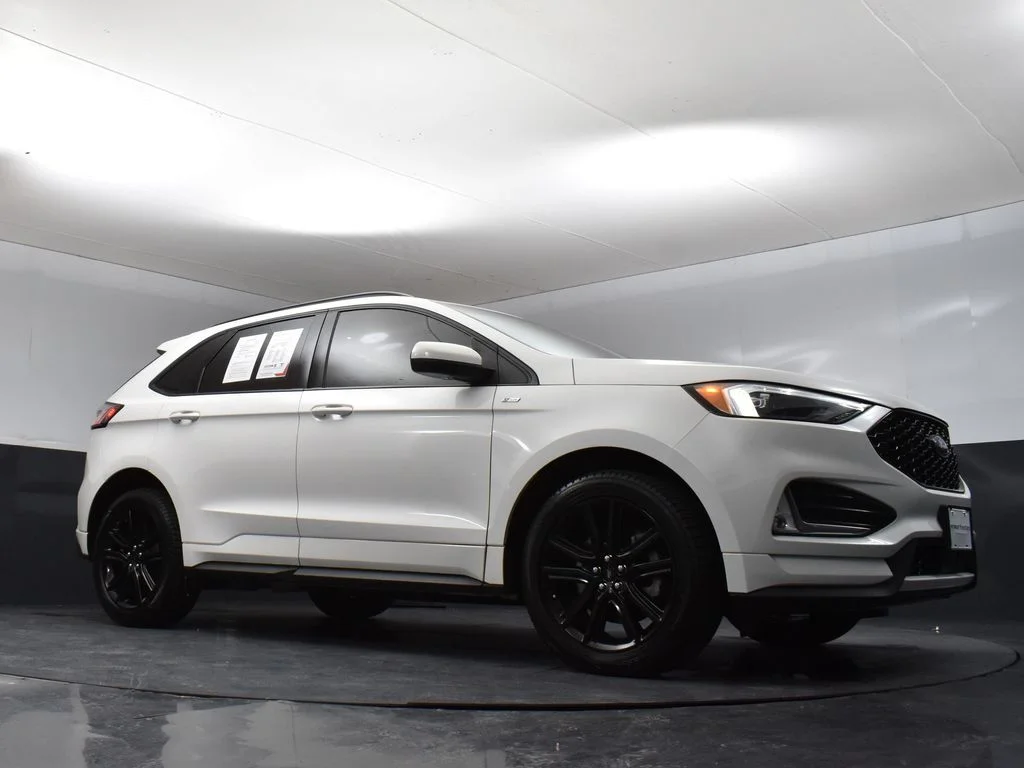 Certified Used 2022 White Ford ST Line image 33