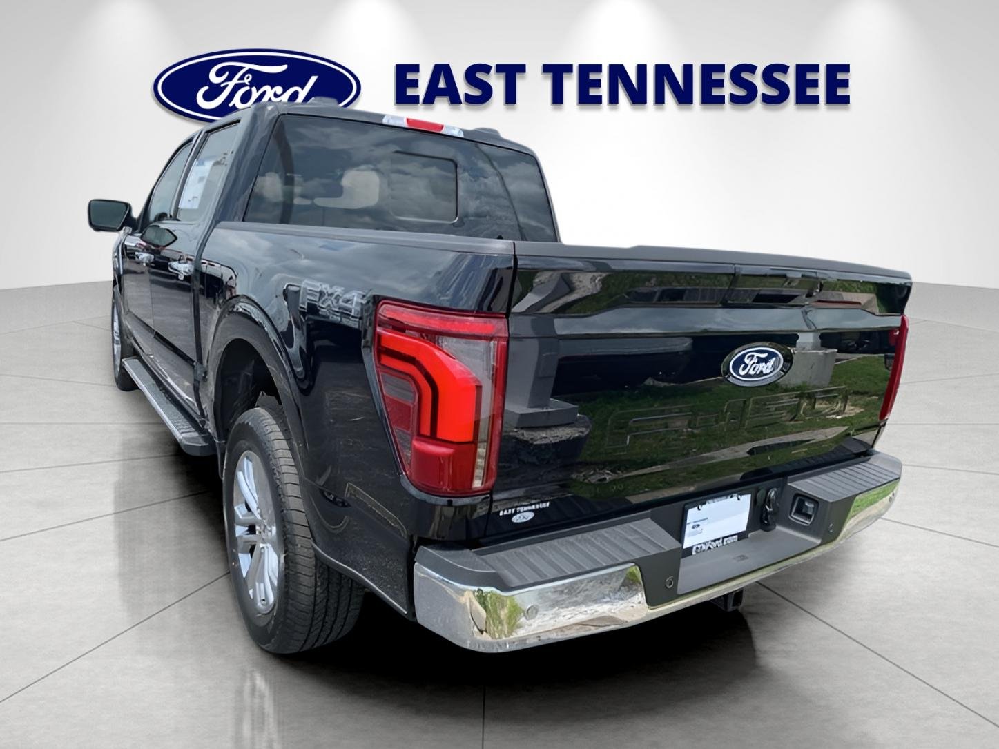 New 2025 Agate Black Metallic Ford Lariat image 5