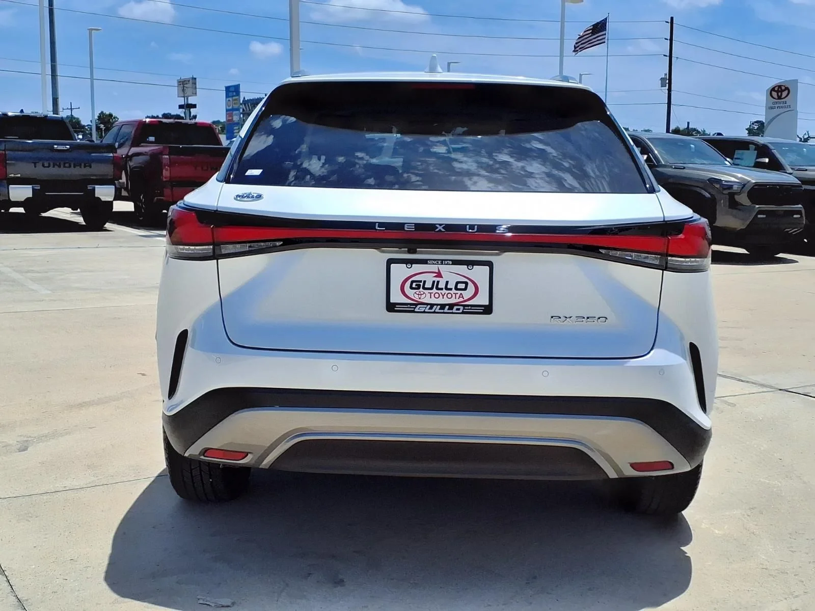 Used 2024 White Lexus 350 Premium image 7