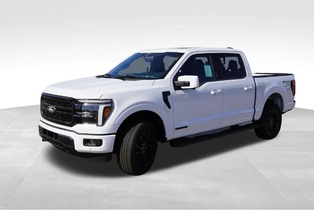 New 2026 Oxford White Ford Lariat® image 7