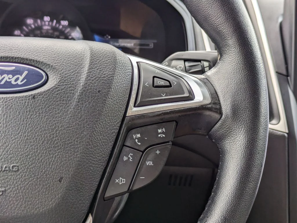 Certified Used 2024 Agate Black Metallic Ford SEL image 27