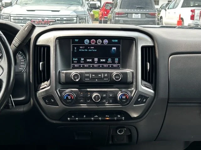 Used 2016 Black Chevrolet LT image 21