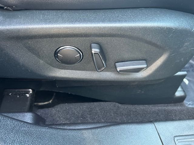 Used 2018 Magnetic Ford XLT image 11
