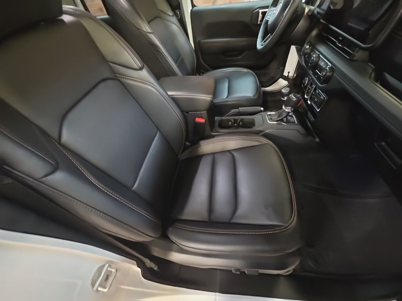 2025 Jeep Gladiator High Tide - Photo 20