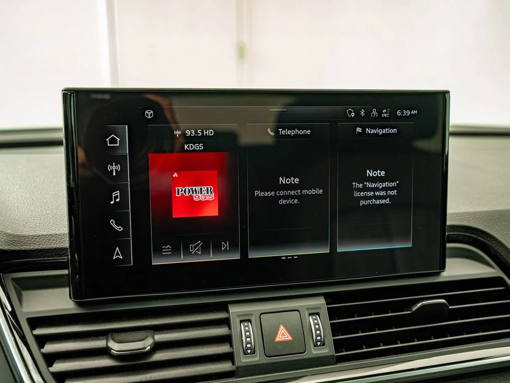 Used 2023 Mythos Black Metallic Audi 45 S line Premium image 26