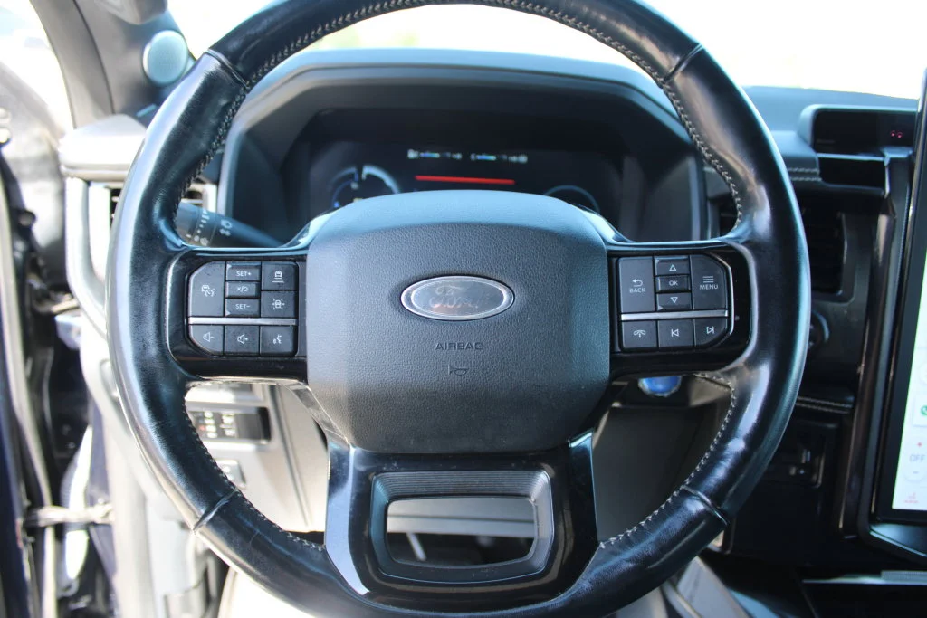 Used 2023 Blue Ford Platinum image 27