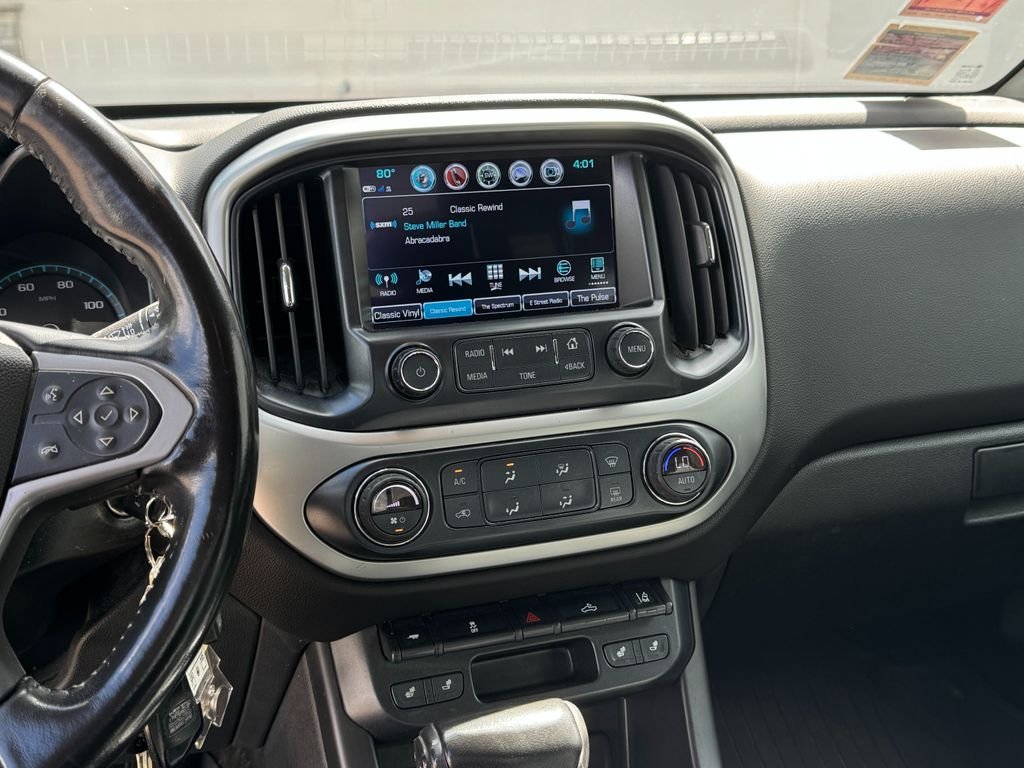 2018 Chevrolet Colorado LT - Photo 16