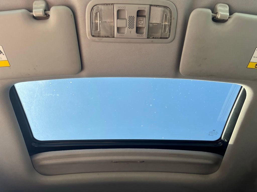 Used 2015  Honda EX image 41