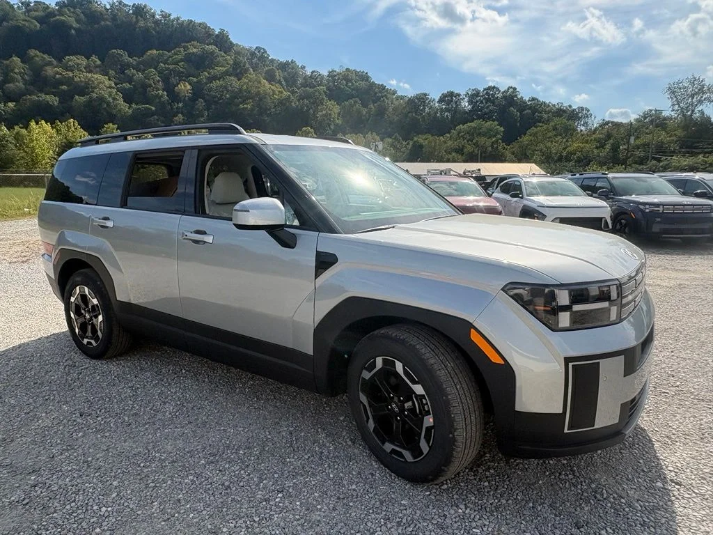 New 2027 Silver Hyundai SEL image 8