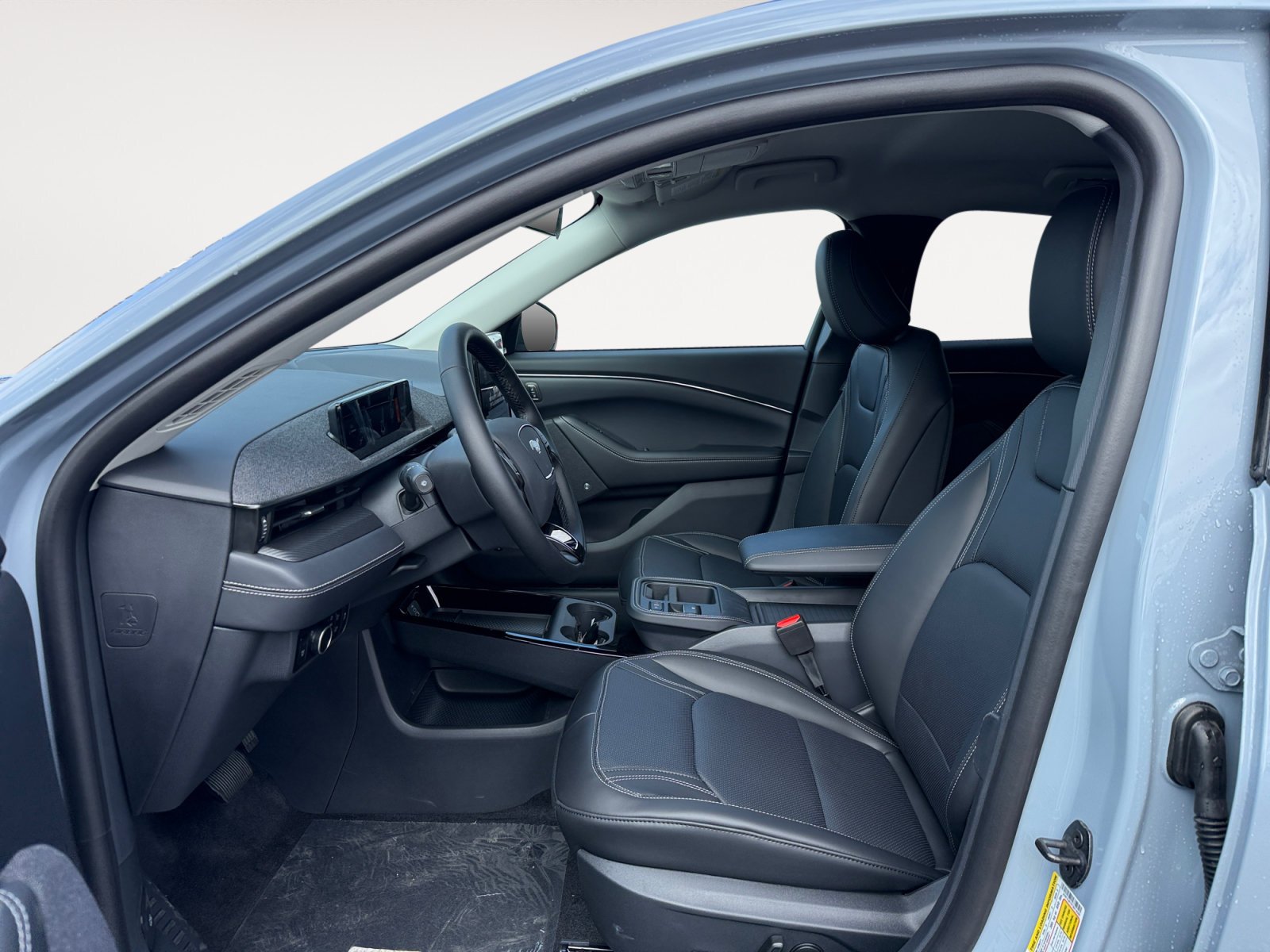 New 2026 Glacier Gray Metallic Tri-coat Ford Premium image 10