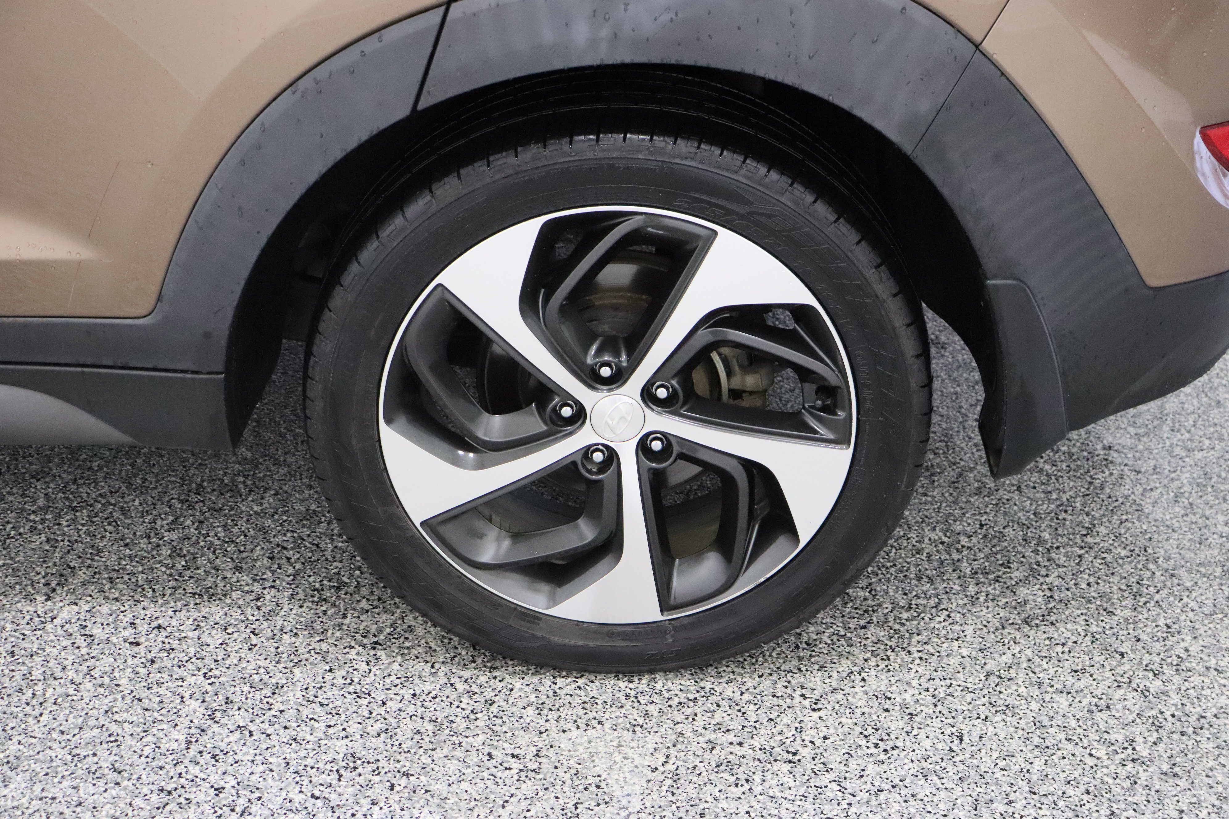 Used 2016 Mojave Sand Hyundai Limited 1.6T image 10