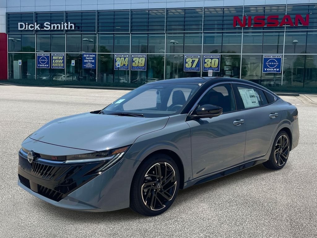 New 2026 Atlantic Gray Metallic / Super Black Two-tone Nissan SR image 3