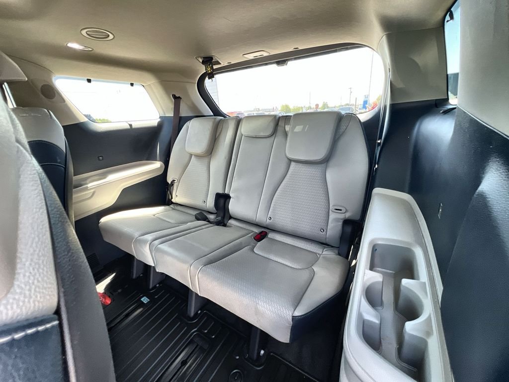 Used 2026 White Kia SX Prestige image 24