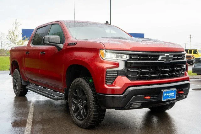 Used 2024 Red Chevrolet LT Trail Boss image 4