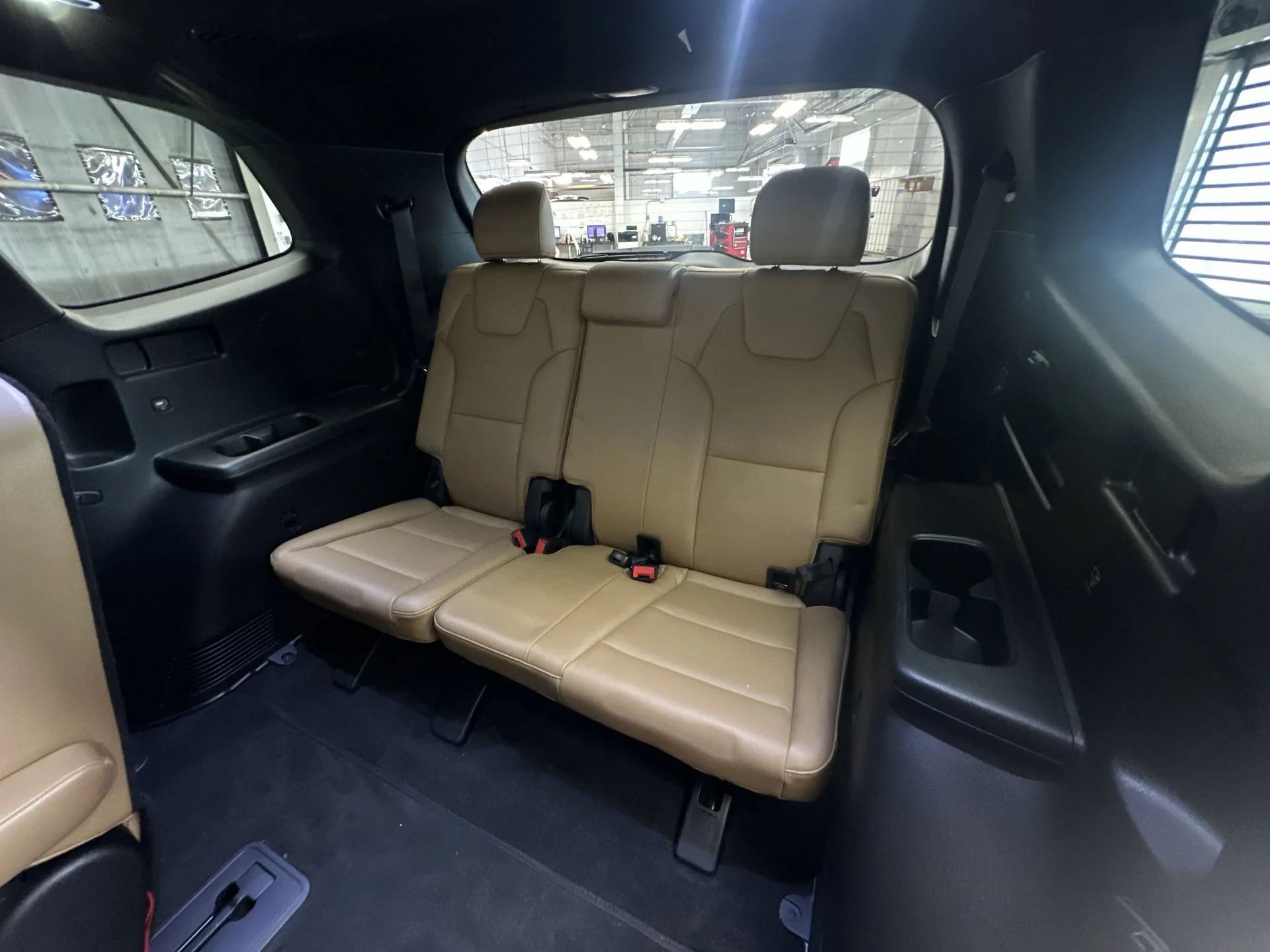 2021 Kia Telluride SX - Photo 24