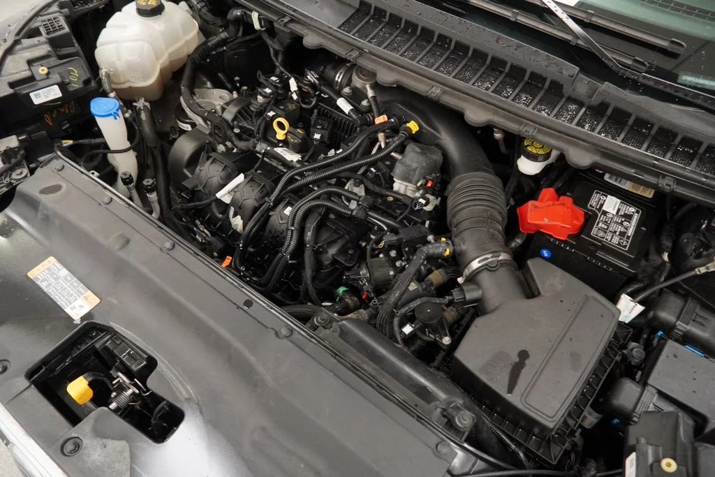Used 2019 Gray Ford SEL image 40