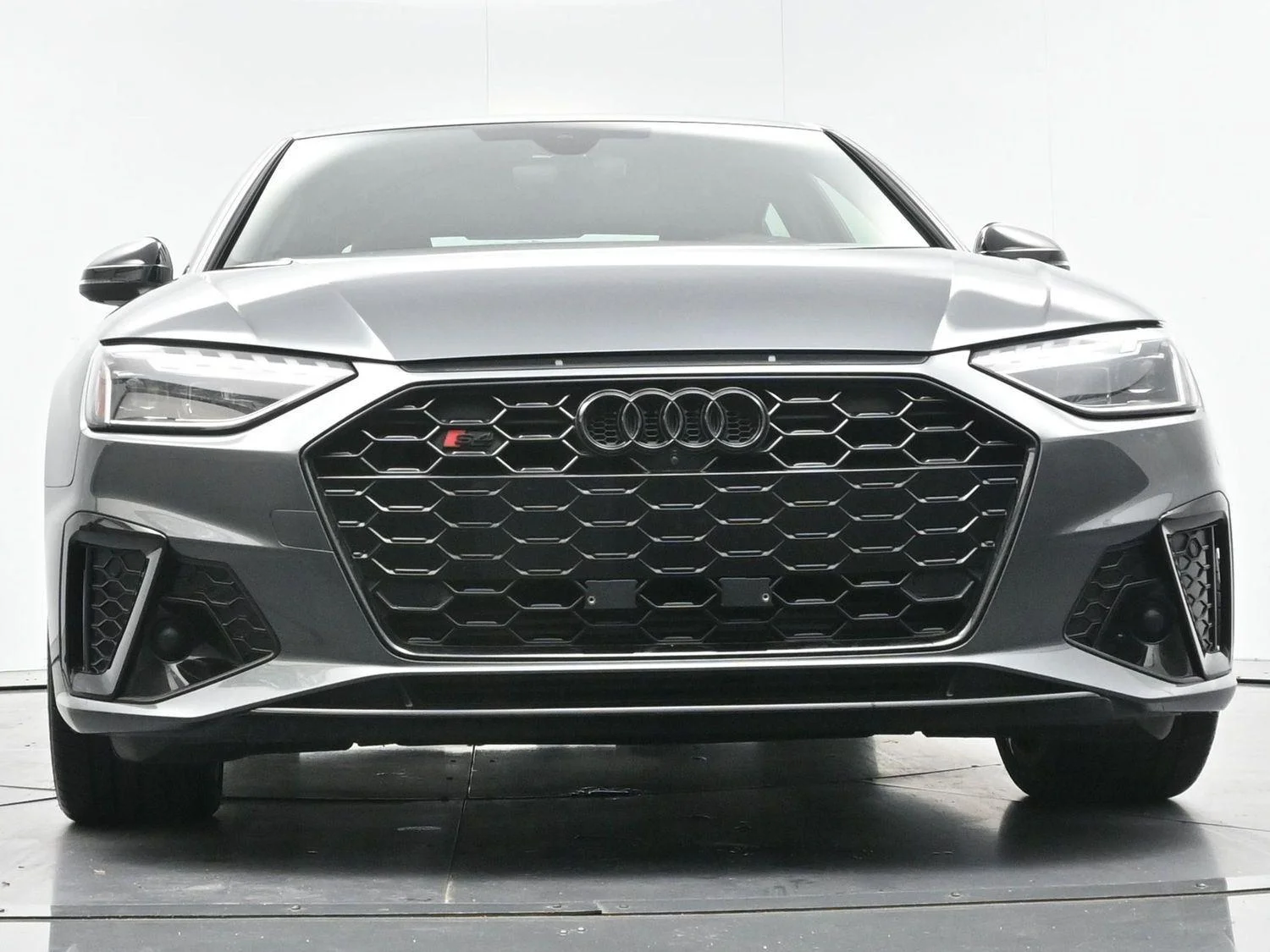 Used 2024 Daytona Gray Pearl Effect Audi Premium Plus image 46