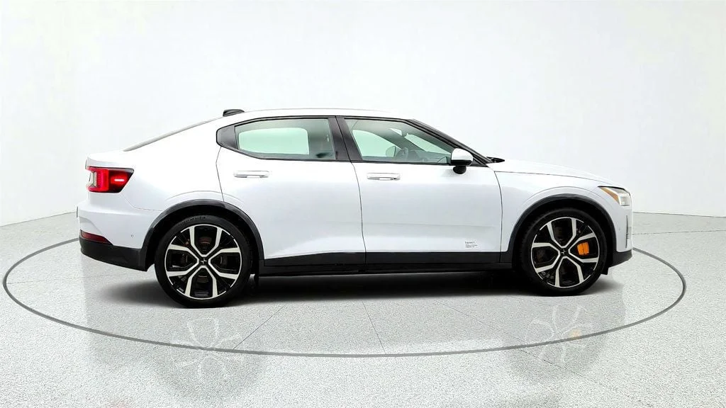 Used 2022 Magnesium Polestar Long Range Dual Motor w/ Performance Package image 4