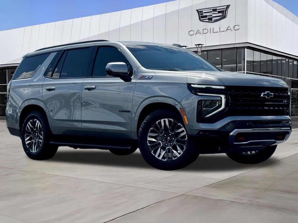 Used 2025 Gray Chevrolet Z71 image 2