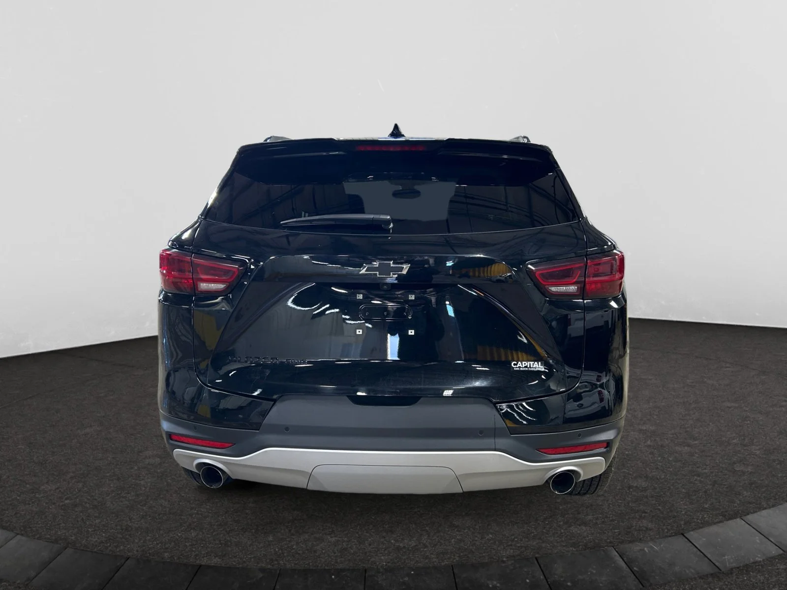 Used 2025 Black Chevrolet LT AWD image 4