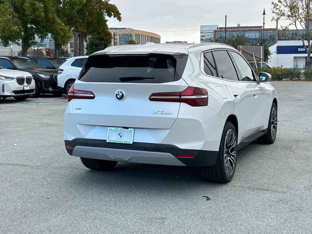 New 2026 Mineral White Metallic BMW 30 xDrive image 5