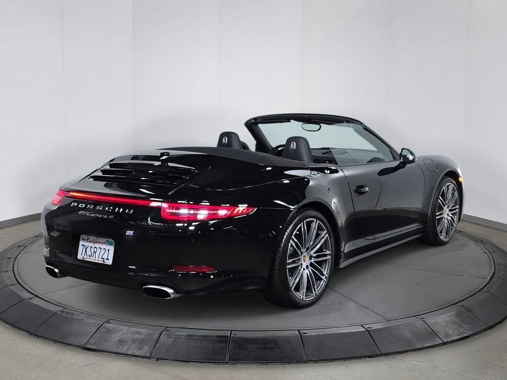 Certified Used 2015  Porsche Carrera 4 image 7