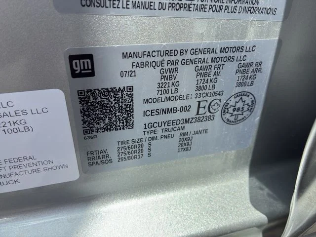Used 2021  Chevrolet RST image 16