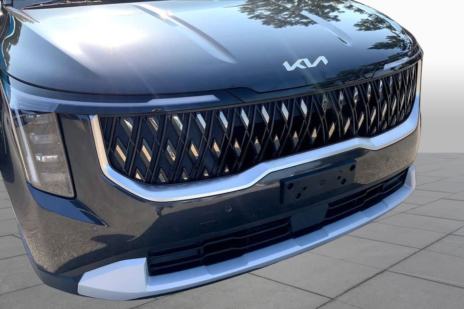 Used 2026 Panthera Metal Kia LXS image 30