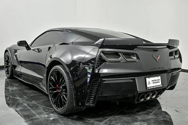 Used 2017 Black Chevrolet Z06 image 7