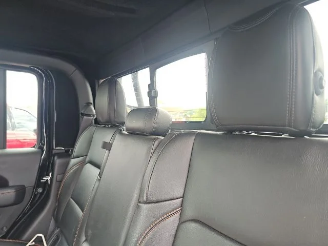 Used 2022 Black Jeep Mojave image 13